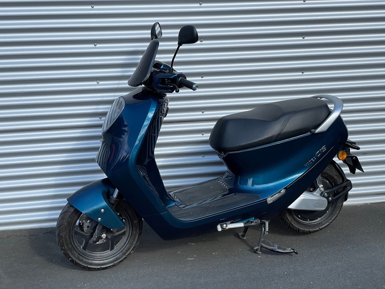 SXT-Yadea-C1S-Blau-Stockclearing_2