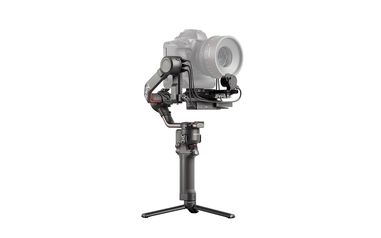 901569-DJI-RS-2-Pro-Combo-3